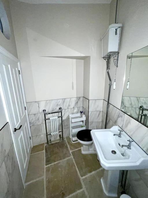 St Nicholas Corner - A New Unique Town Centre Home كينغز لين المظهر الخارجي الصورة