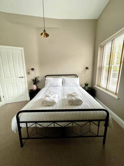 St Nicholas Corner - A New Unique Town Centre Home كينغز لين المظهر الخارجي الصورة